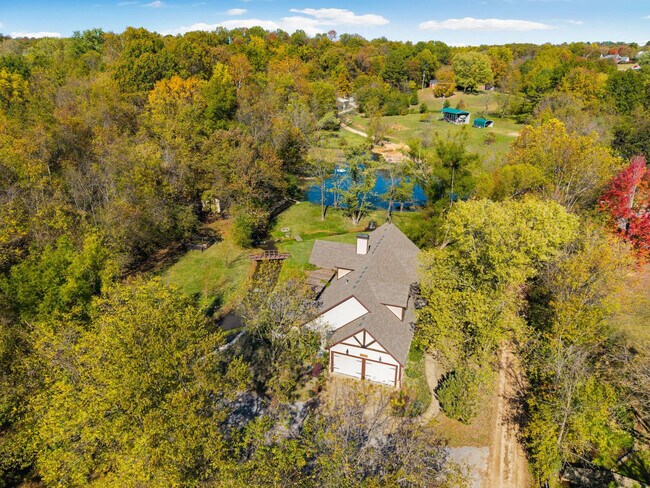 Building Photo - 4933 Trout Farm Rd