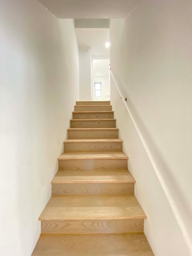 Building Photo - Faris Ridge Condominiums