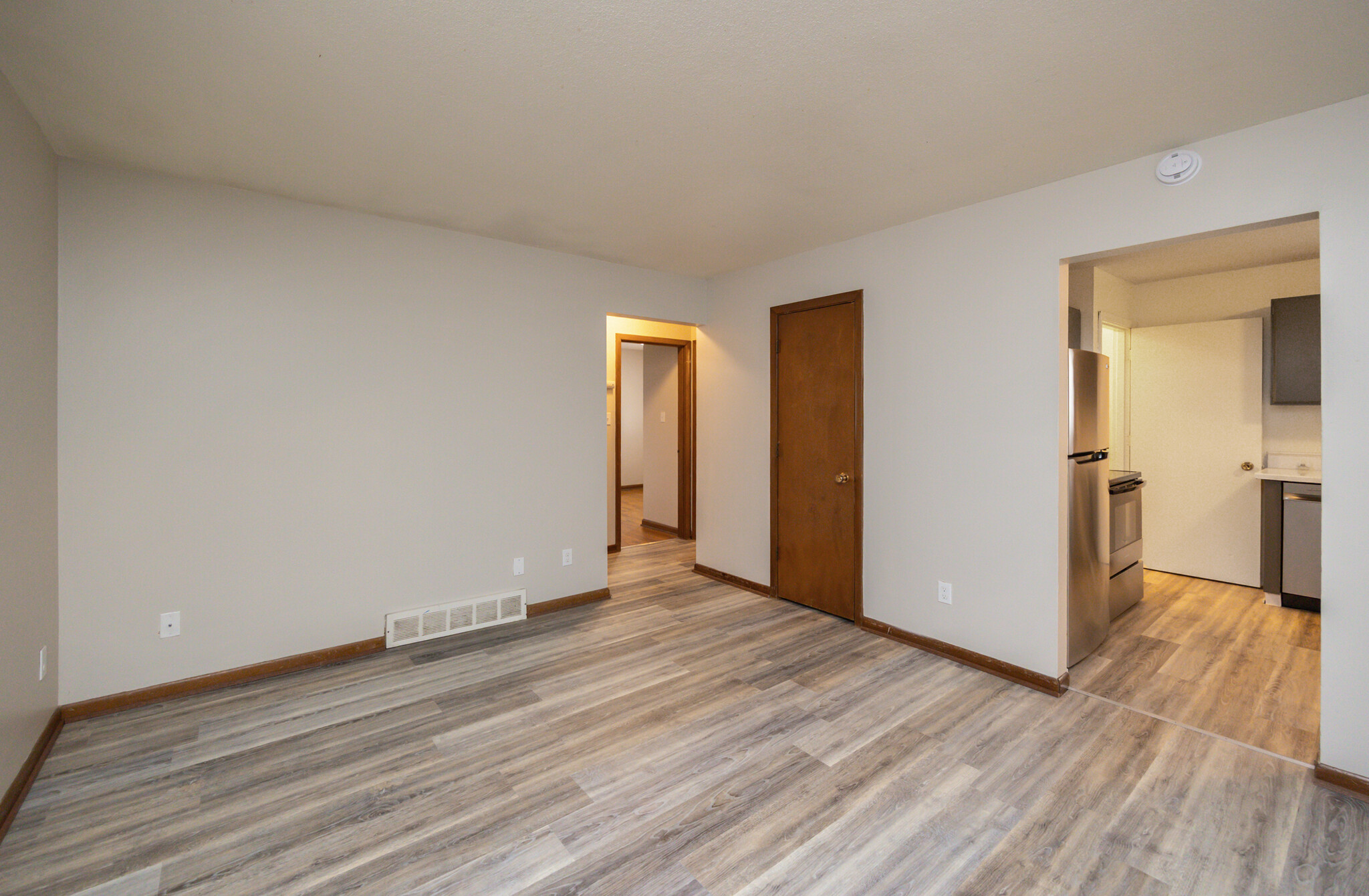 Building Photo - 4704 Valdez Dr