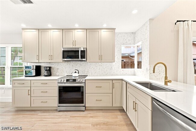 Building Photo - 2604 Sailors Way