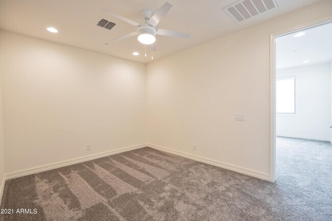 Building Photo - 7358 E Casitas Del Rio Dr