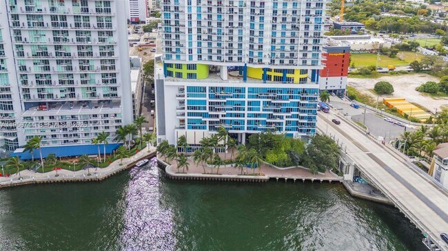 Building Photo - 185 SW 7th St