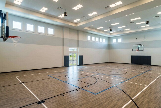 Building Photo - Annual Three Bedroom, Two Bath Villa, with...