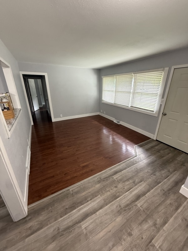 Building Photo - 428 Hilltop Rd