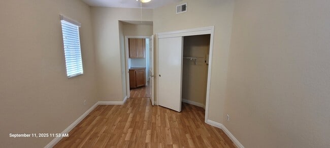 Building Photo - Convenient location in Scripps Ranch