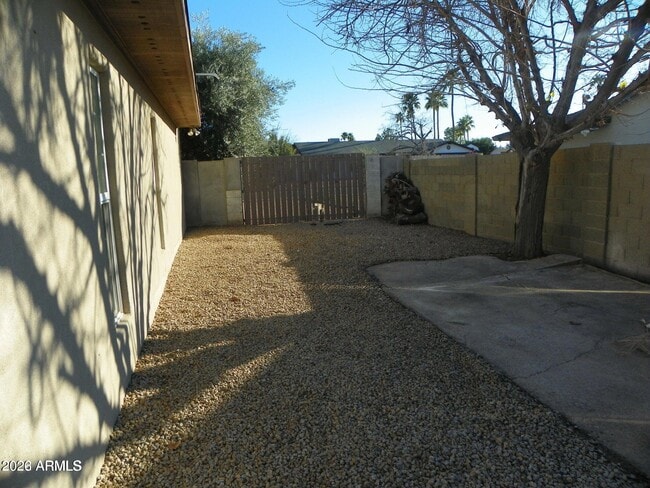Building Photo - 5334 E Friess Dr