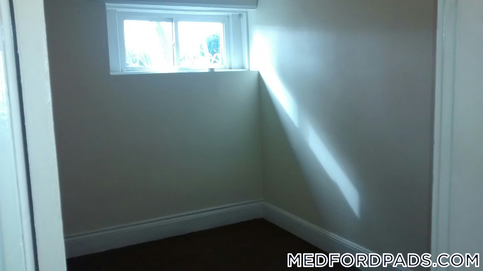 Building Photo - 53 Fellsway W