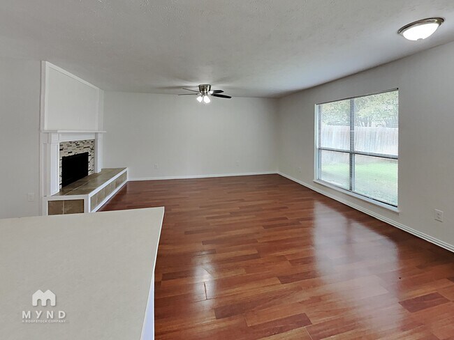 Building Photo - 551 Oldbridge Dr