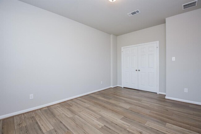 Building Photo - 2642 Settler Hl Dr
