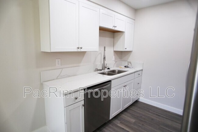 Building Photo - 3350 Boniface Pkwy