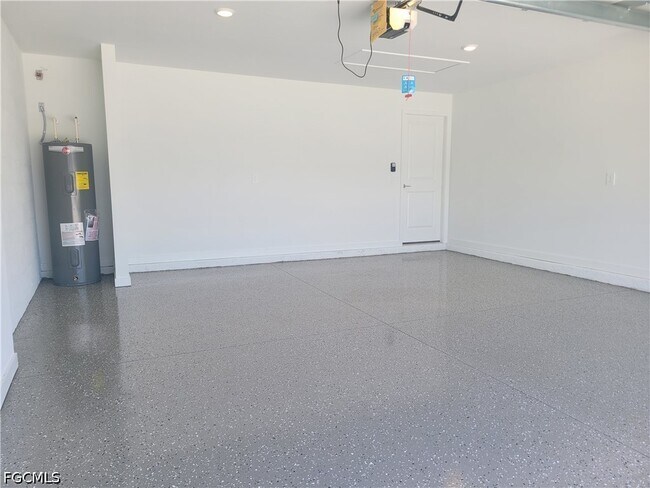 Building Photo - 17329 Cantu Ct