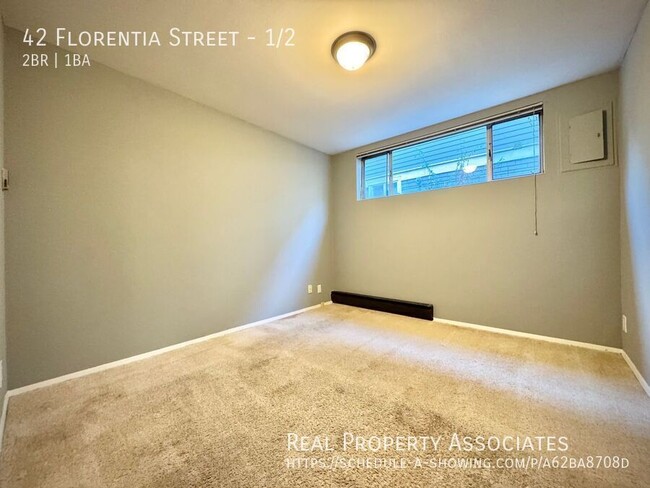 Building Photo - Charming 2-Bedroom, 1-Bath Unit for Rent i...