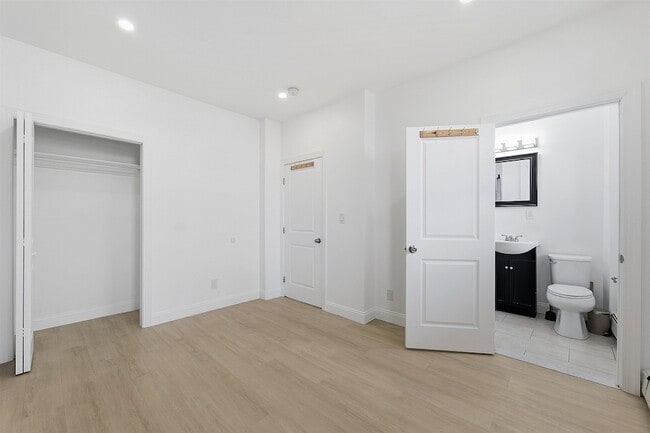 Building Photo - 803 West St