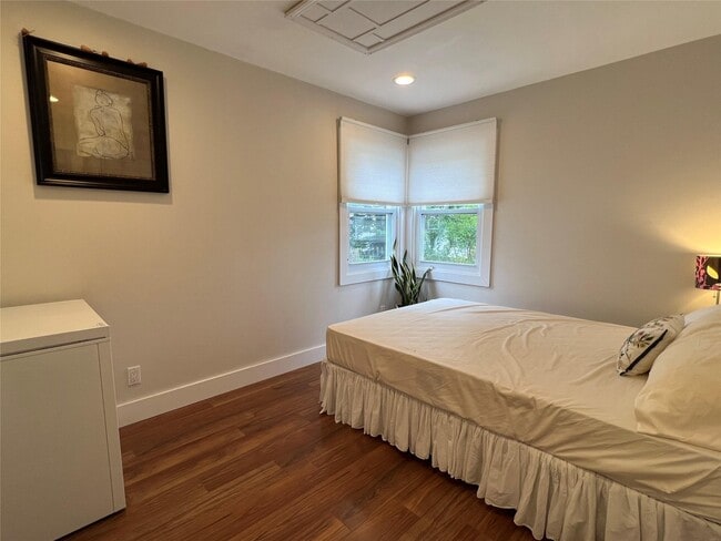 Building Photo - 44 Fieldstone Dr