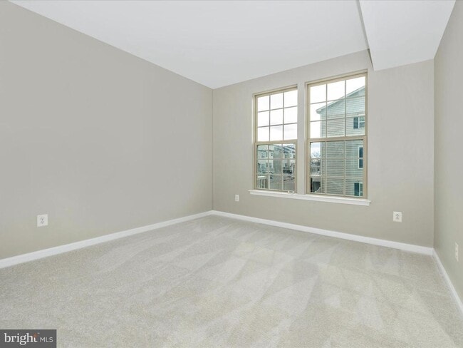 Building Photo - 10020 Beerse St