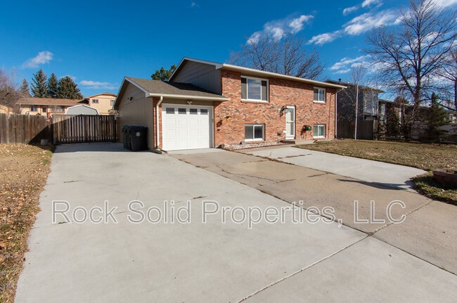 Building Photo - 4405 Ocean Ave