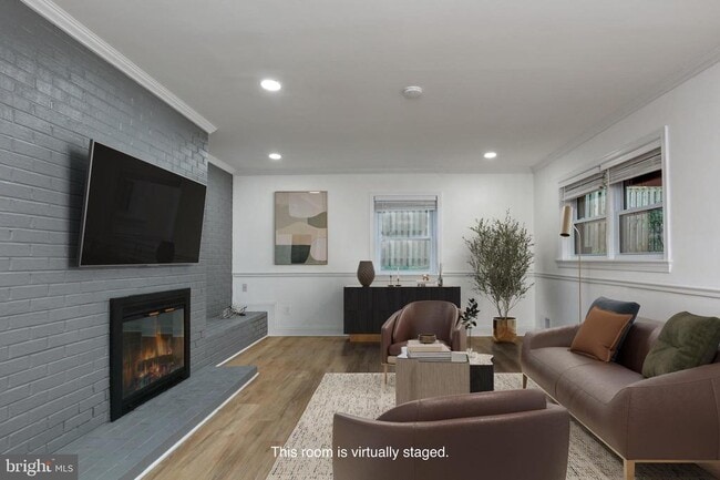 Building Photo - 3858 N Tazewell St