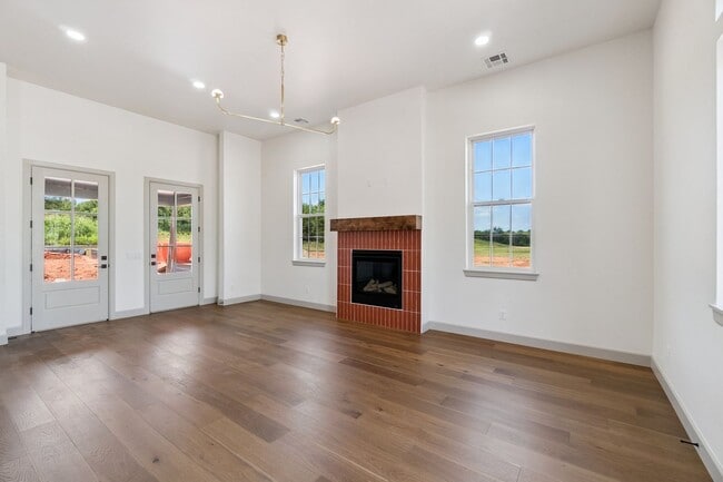 Building Photo - Natural Soul, Modern Flow, Your Boho Escape Awaits!