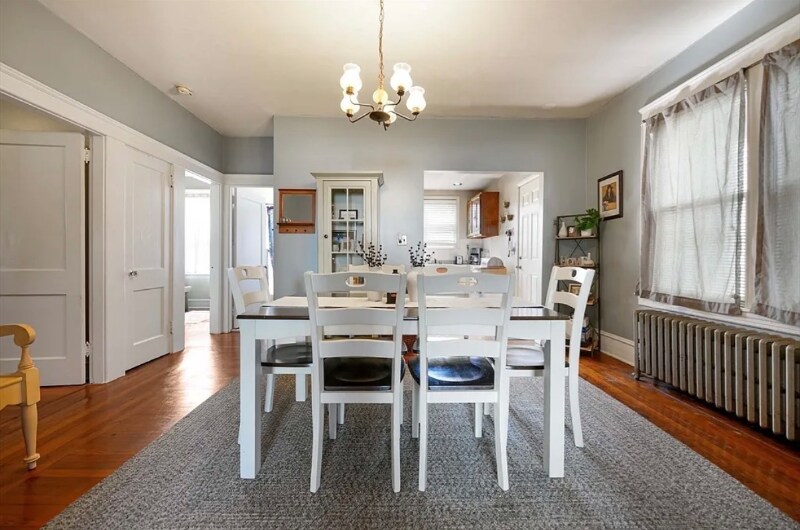 Building Photo - 37 Eaton St