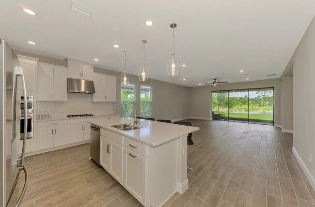Building Photo - 5664 Blue Reef Pl