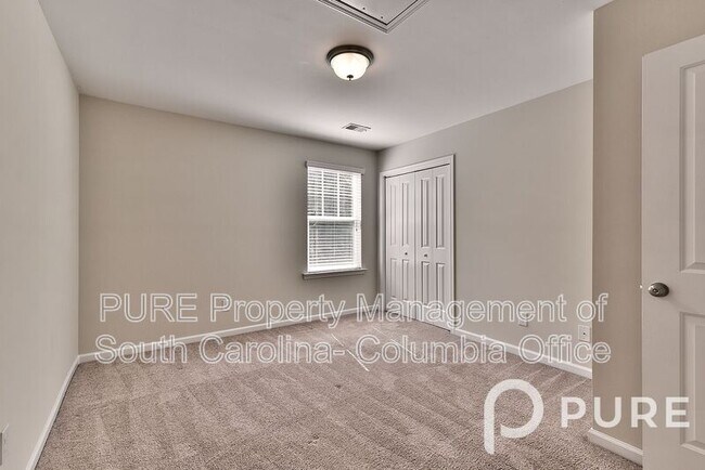 Building Photo - 512 Spanish Leaf Ln