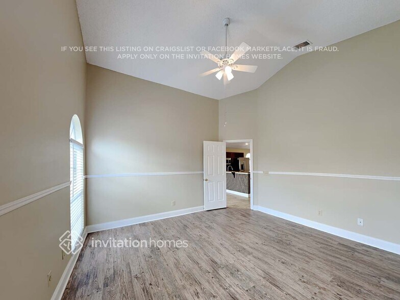 Building Photo - 1039 Whittier Cir