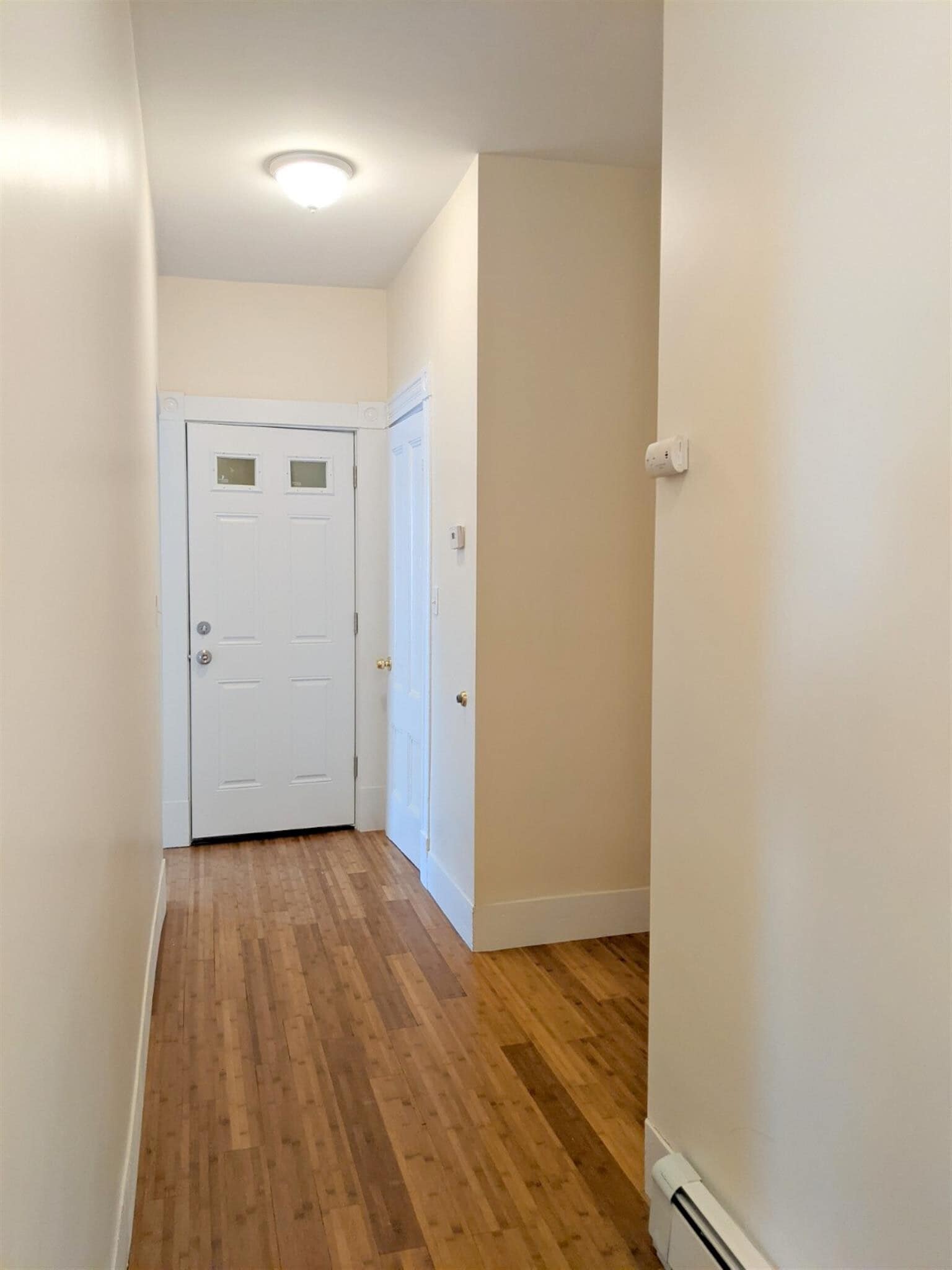 Building Photo - 21 Thorndike St