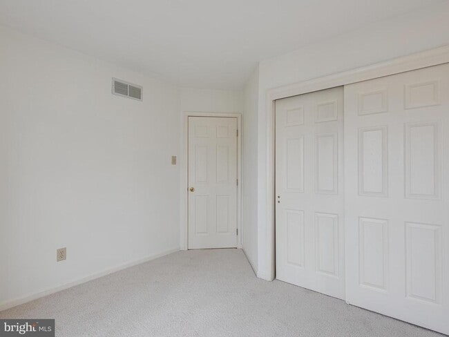 Building Photo - 913 Harbour Ridge Ln