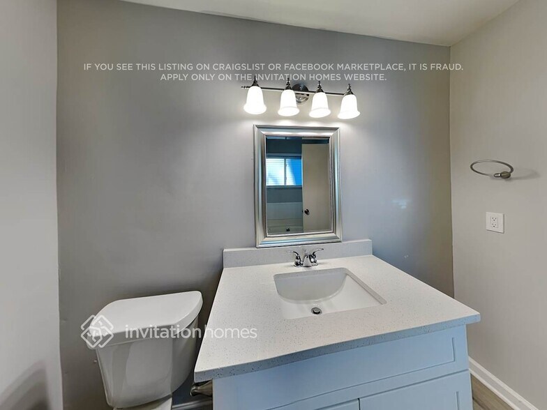 Building Photo - 2164 Cottage Ct