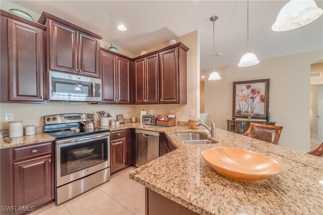 Building Photo - 8540 Violeta St