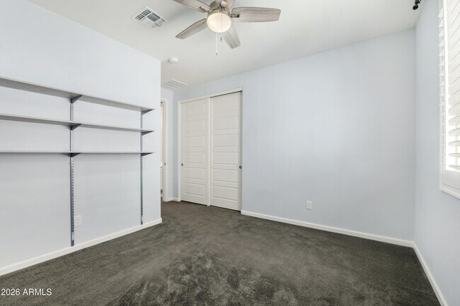 Building Photo - 1527 W Windhaven Ave