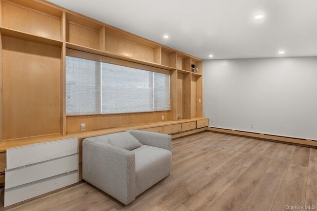 Building Photo - 36 Crosshill Rd