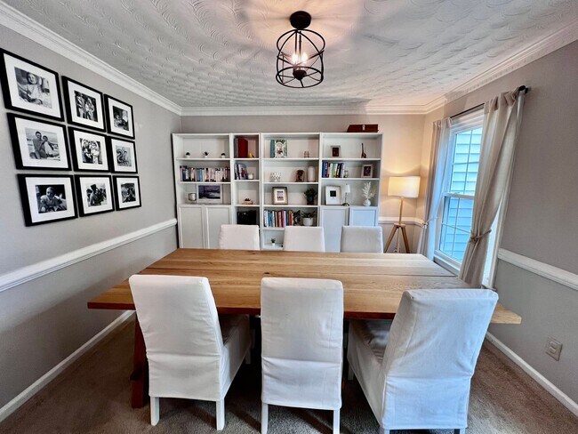 Building Photo - Charming Home in Quiet Salem Woods Cul-de-Sac
