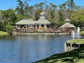 Building Photo - 400 Sandiron Cir