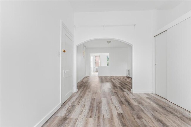 Building Photo - 32 Arion Pl
