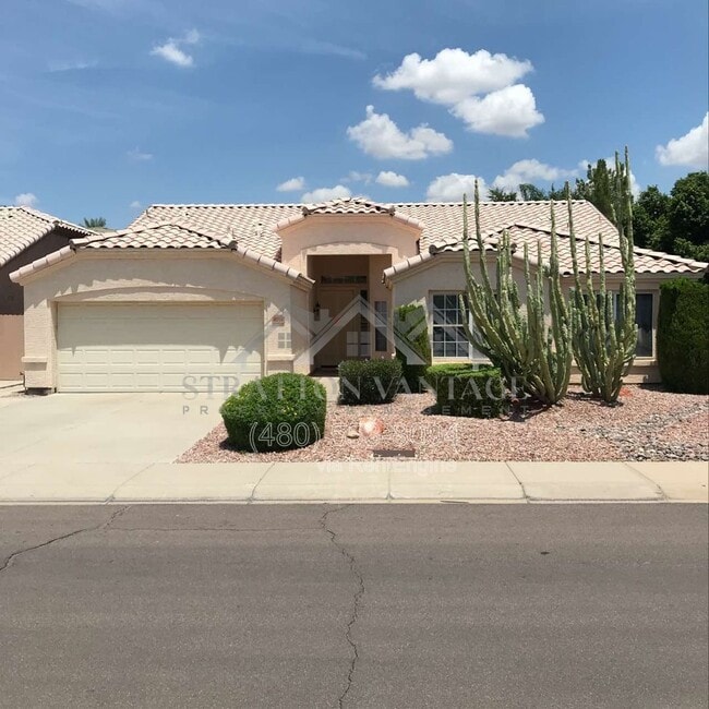 Building Photo - 6714 W Wahalla Ln