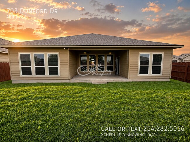 Building Photo - 703 Dunford Dr