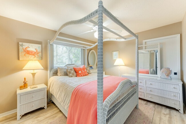 Building Photo - 1439 Mohawk Rd