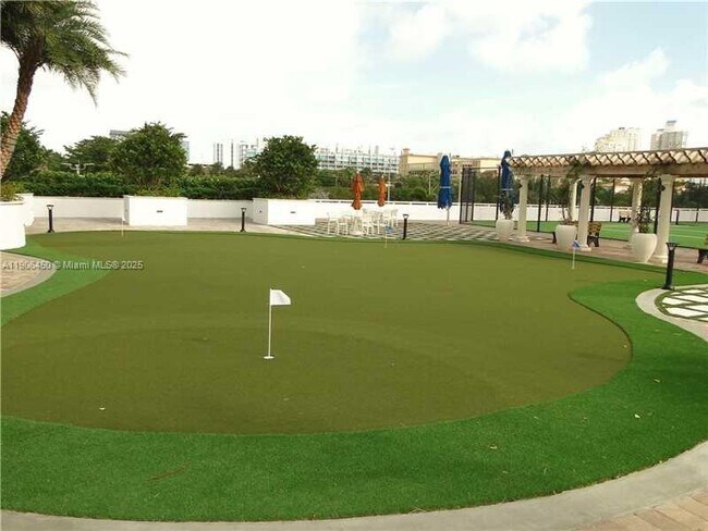 Building Photo - 2801 NE 183rd St