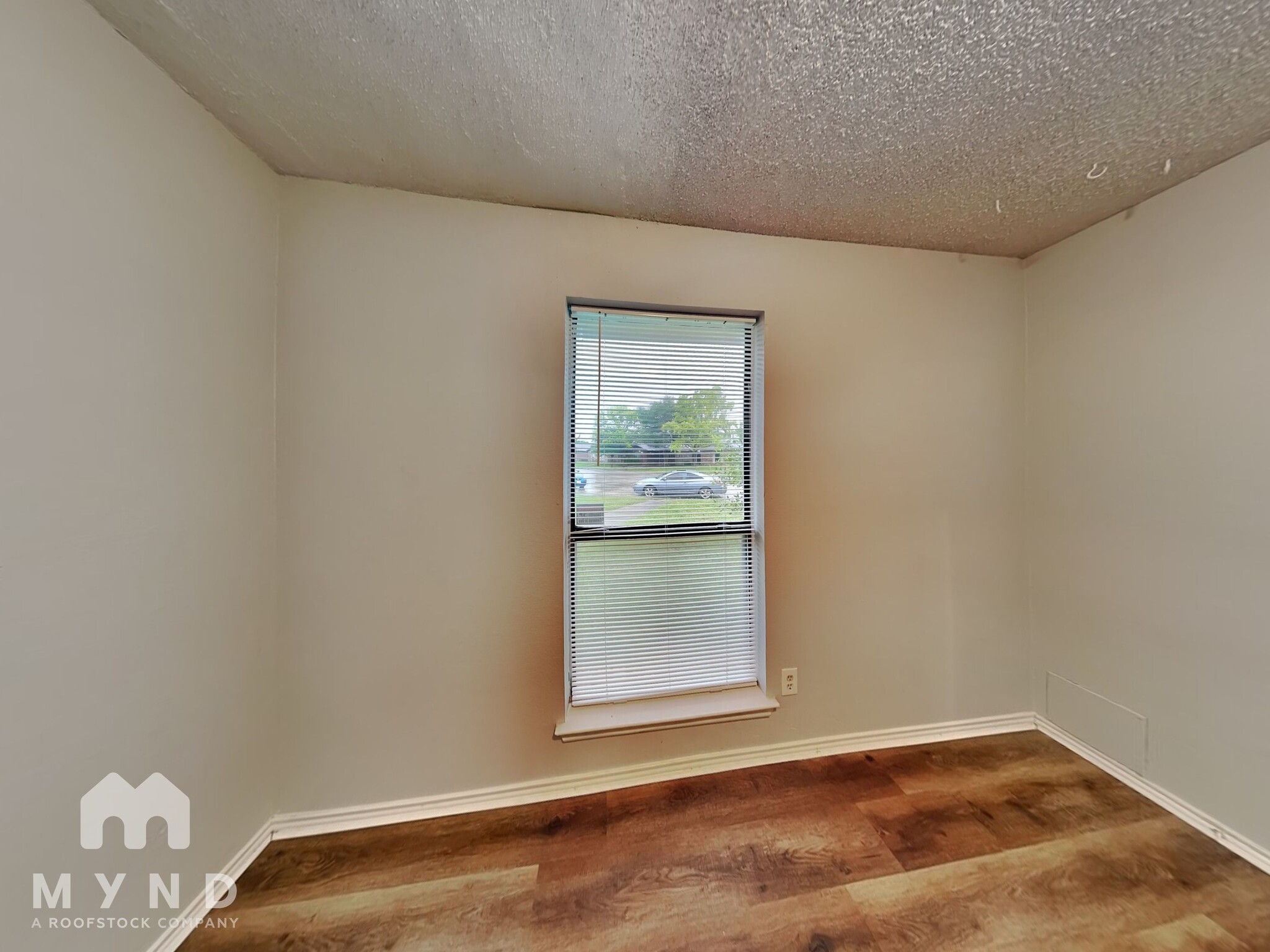 Building Photo - 1134 Hemlock Dr