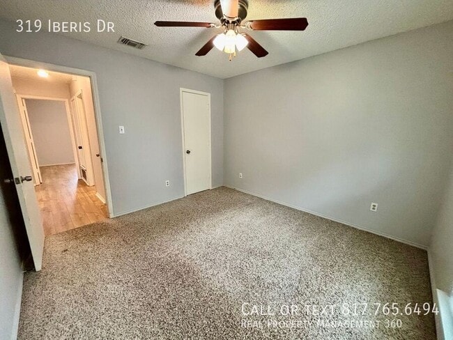 Building Photo - 319 Iberis Dr