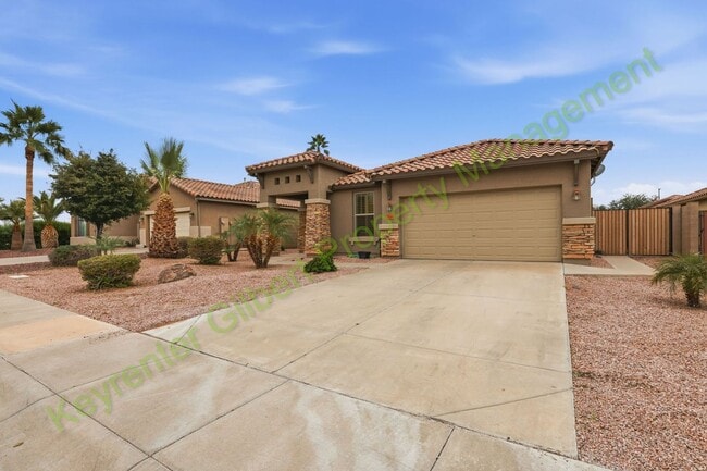 Building Photo - Enjoy Arizona Living in This Gilbert Home with Private Pool