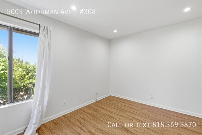 Building Photo - 5009 Woodman Ave