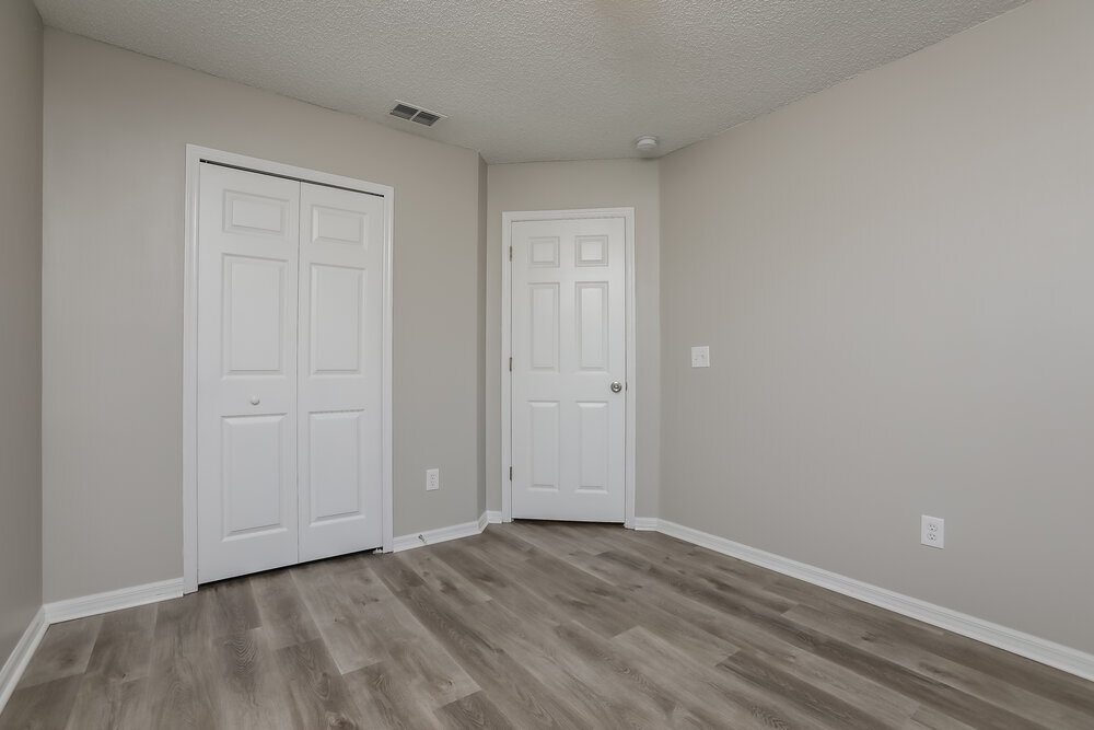 Building Photo - 2253 Heathwood Cir