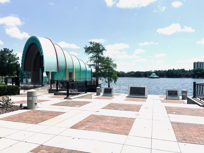 Building Photo - Live in Luxury and Convenience in the Hear...
