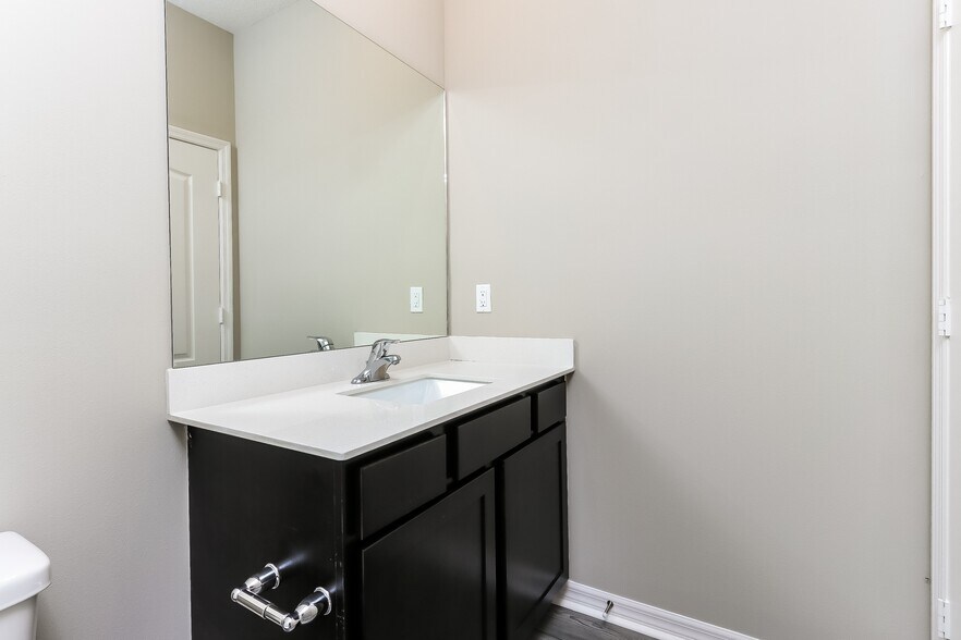 Building Photo - 1716 Celebration Dr