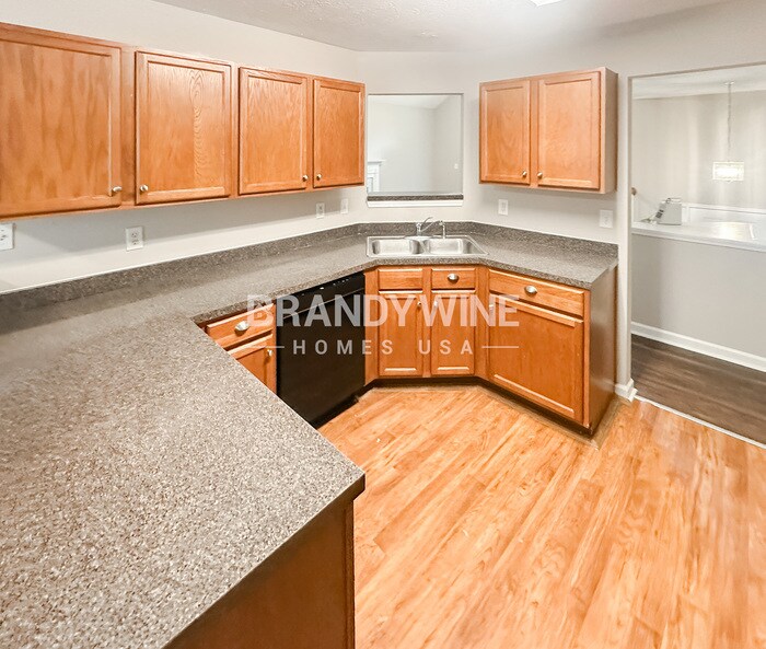 Building Photo - 1665 Harvest Hill