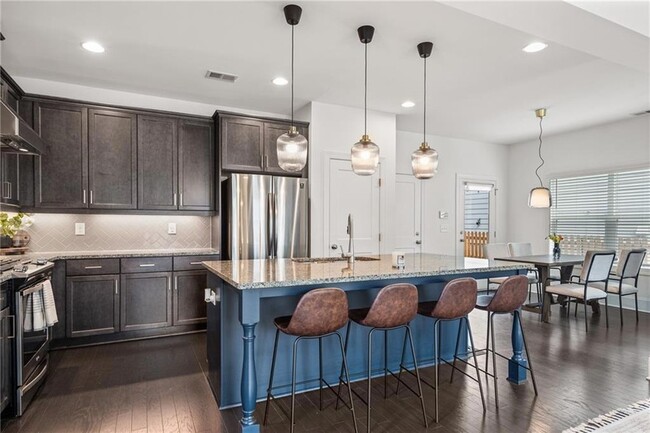 Building Photo - 1870 Lucy Compton Ln NW