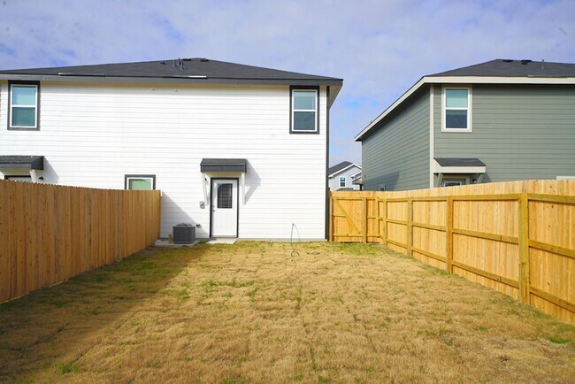 Building Photo - Brand New Duplex Rental Now Available in Converse, TX! Realtor Commission: $600