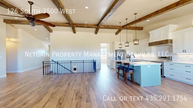 Building Photo - 126 S 3500 W